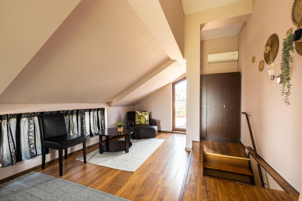 Quiet & Modern Maisonette Varna Exterior photo